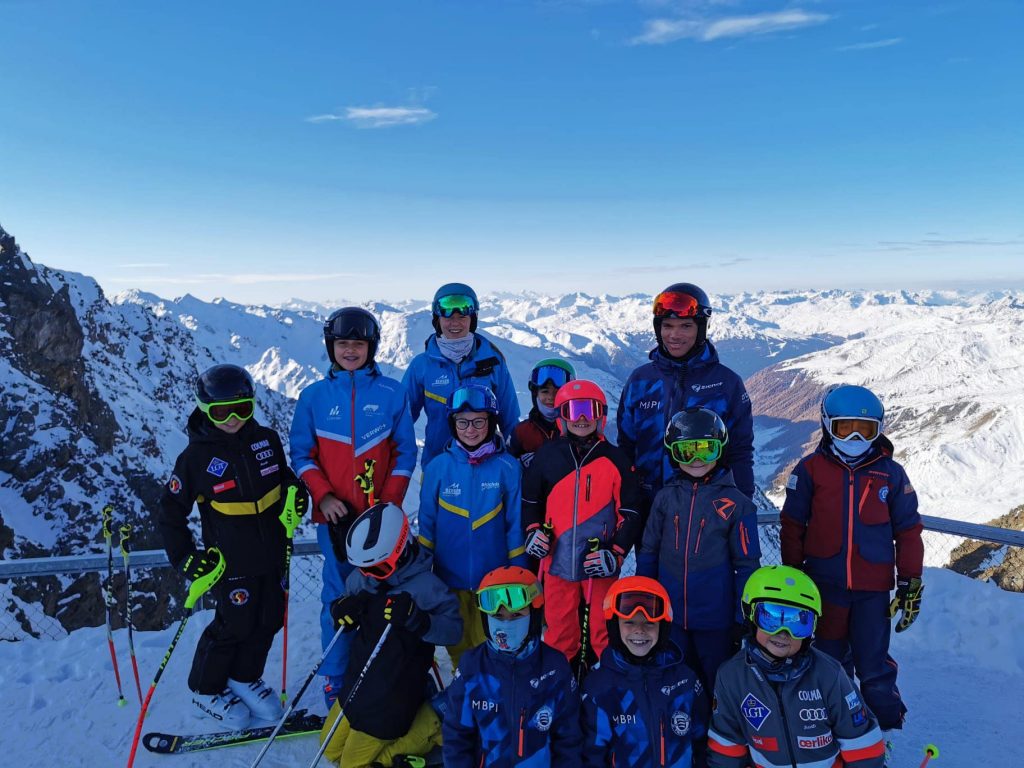 Gletschertraining der Rennkooperation im Herbst 2021 – Bild 1